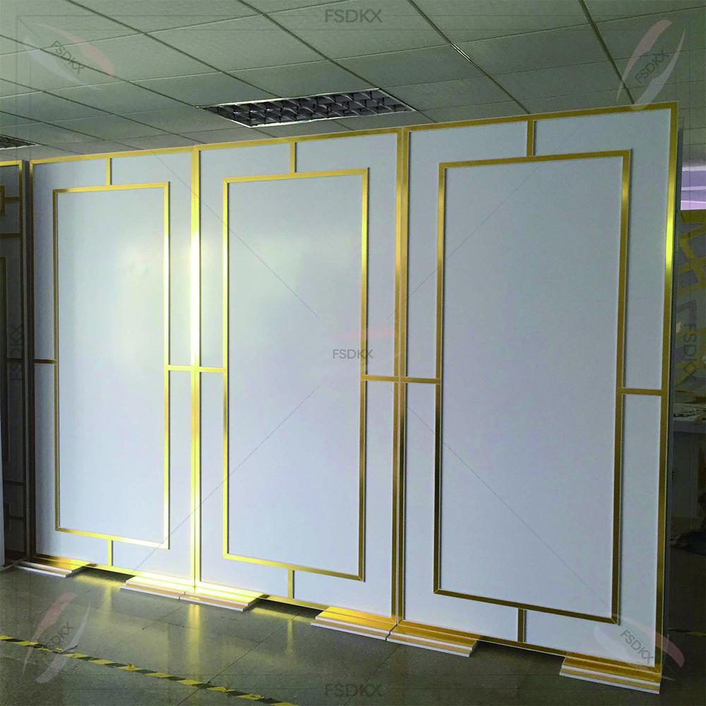 Shiny Gold Party Supplies Back - đánh giá và giá Wedding Party Supply Rentals